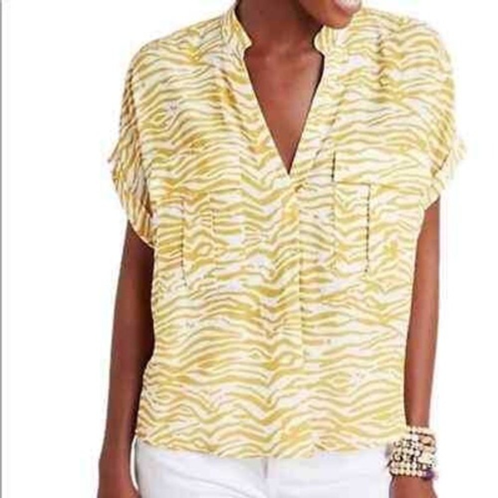 Maeve Anthropologie Blouse Womens Small Yellow Zebra Animal Print V-Neck Viscose